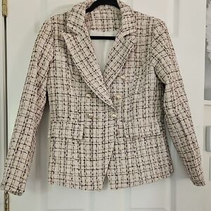 Amazon Cream and Black Blazer Classic Tweed Style